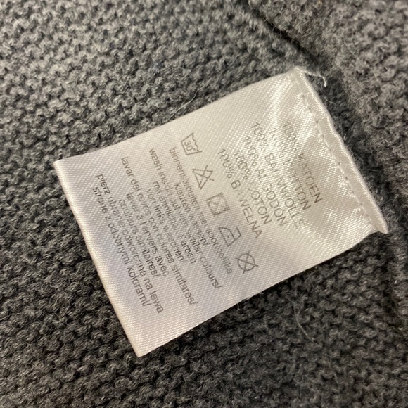 Grey Sweater - Picture 3 of 3